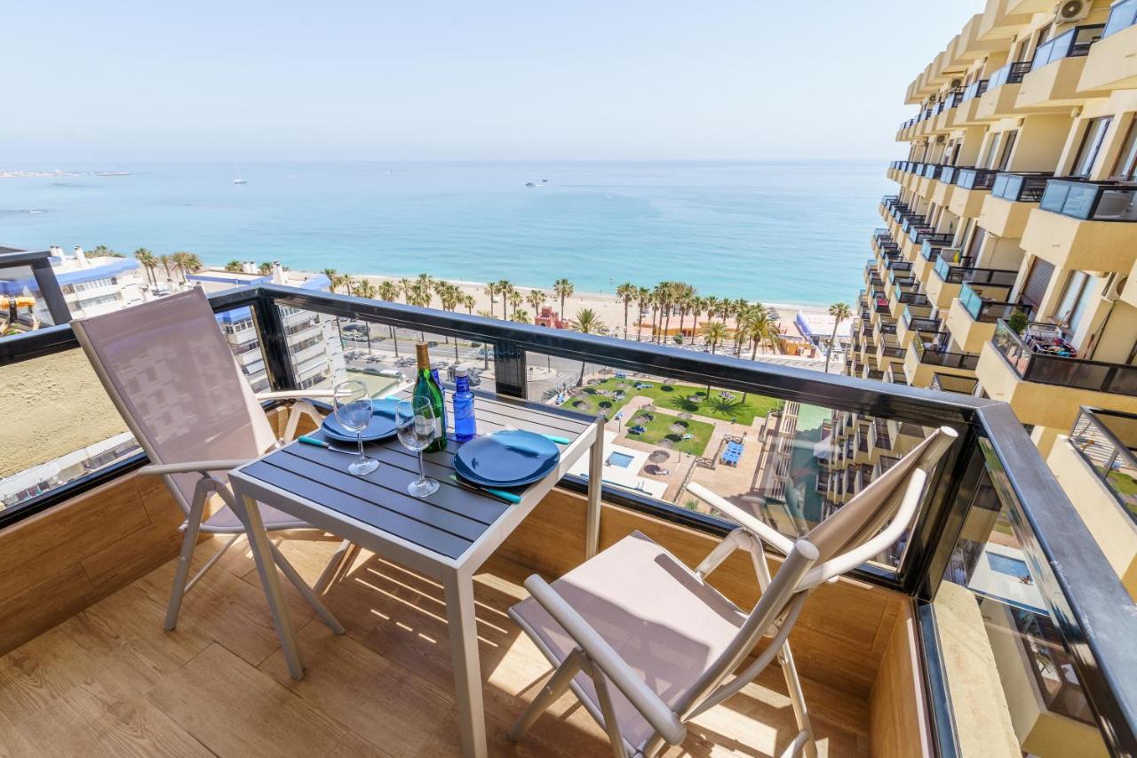 Amazing Views Beachfront Apartment With Swimming Pool Benalmádena Kültér fotó